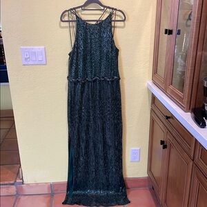 Halston 12 large Elegant Green Evening Dress stretch floor length shimmer z14